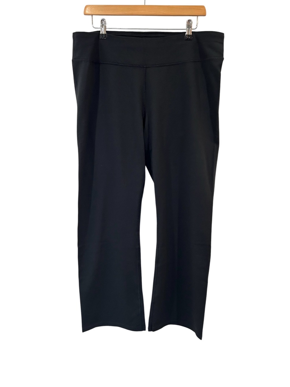 Pact women’s Purefit Bootcut Cropped Leggings XXL fits like XL black cotton NWOT